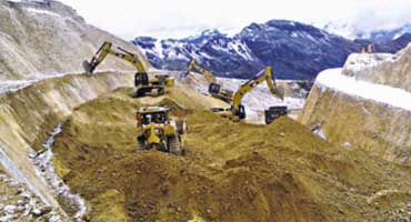 TERRACERÍA Y MOVIMIENTO DE TIERRAS